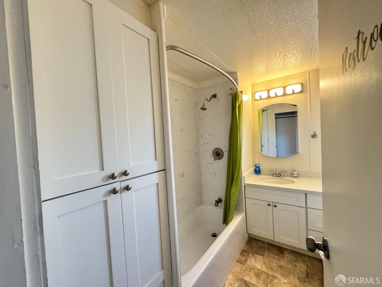 Detail Gallery Image 7 of 16 For 1700 El Camino Real 18-01, South San Francisco,  CA 94080 - 2 Beds | 1 Baths