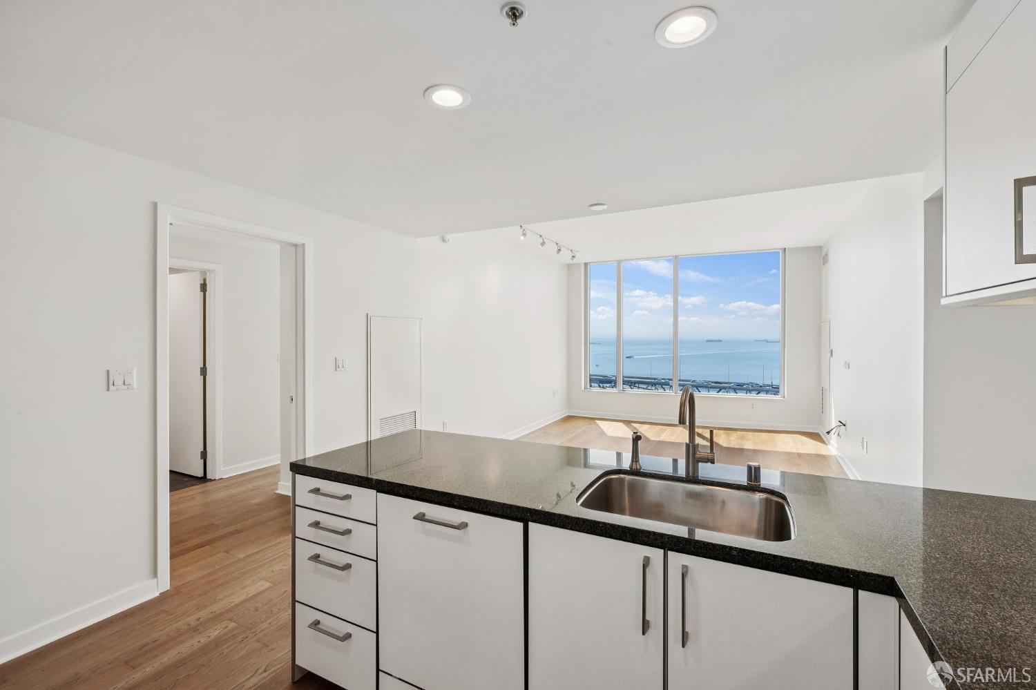 Detail Gallery Image 11 of 48 For 301 Main St 25e,  San Francisco,  CA 94105 - 2 Beds | 2 Baths
