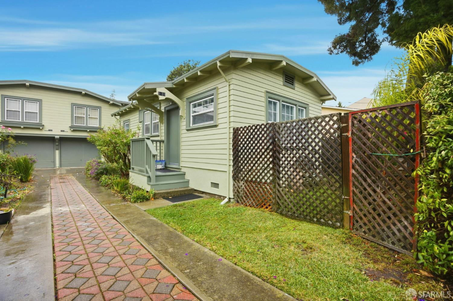 Detail Gallery Image 7 of 29 For 1504 10th St, Berkeley,  CA 94710 - – Beds | – Baths