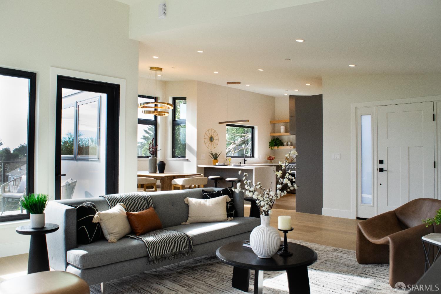 Detail Gallery Image 8 of 33 For 882 Stetson St, Moss Beach,  CA 94038 - 4 Beds | 3/1 Baths