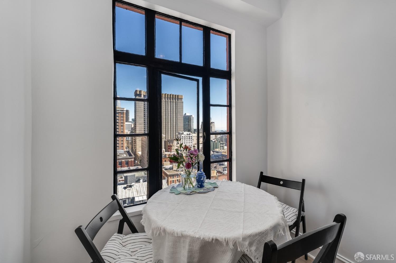 Photo #14: 426097094 Listing: Photo #14