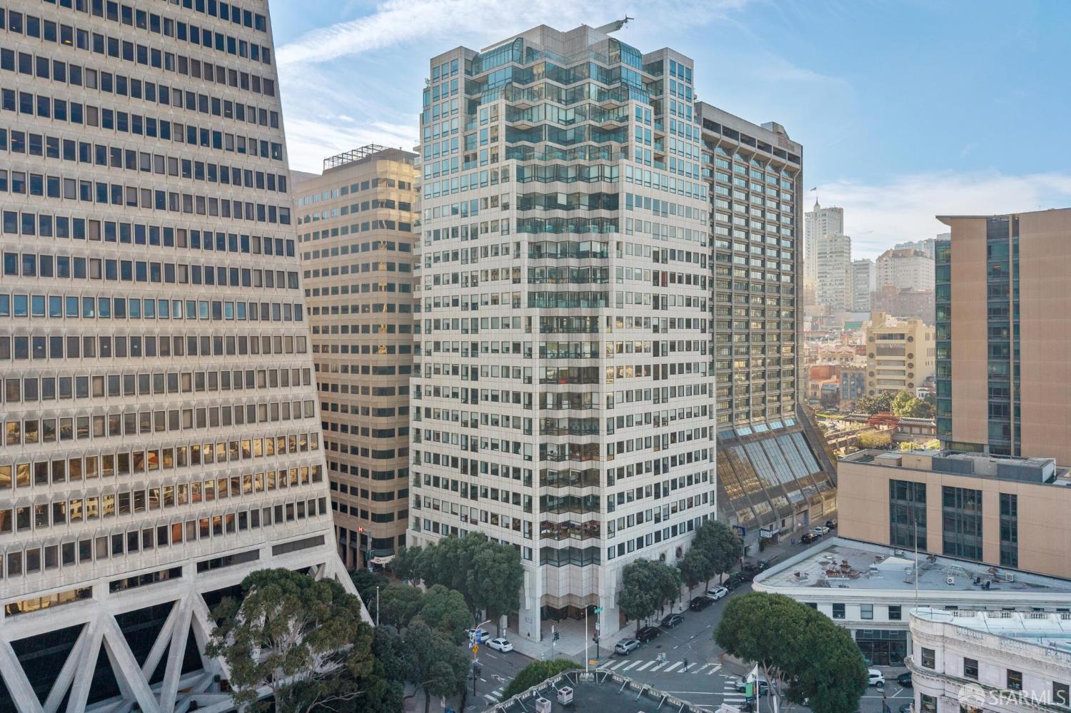 Detail Gallery Image 5 of 79 For 611 Washington St #2306,  San Francisco,  CA 94111 - 1 Beds | 1/1 Baths