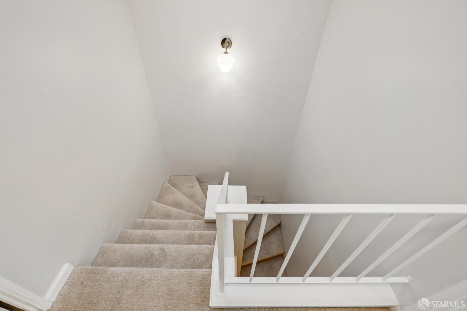 Detail Gallery Image 20 of 51 For 1152 Admiralty Ln, Alameda,  CA 94502 - 3 Beds | 1/1 Baths