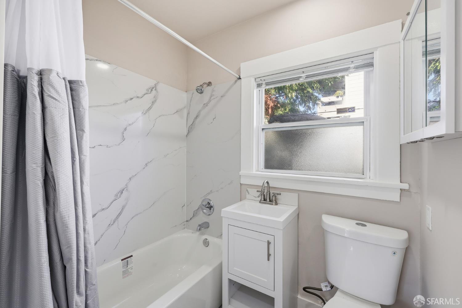 Detail Gallery Image 17 of 29 For 1504 10th St, Berkeley,  CA 94710 - – Beds | – Baths