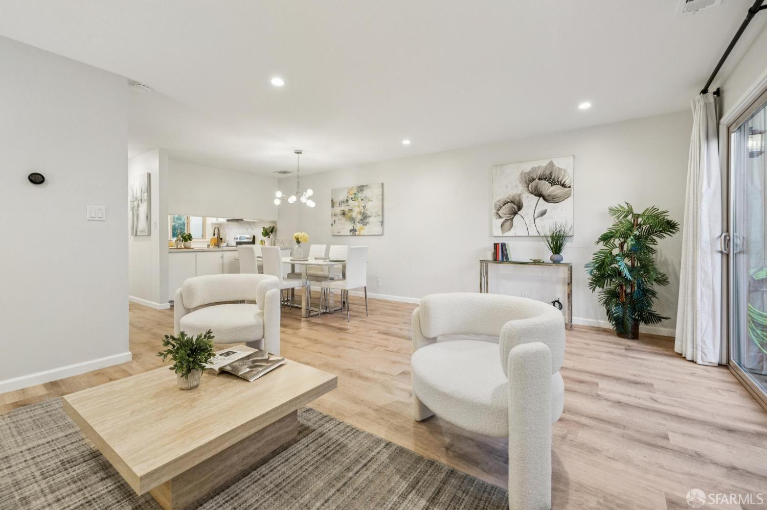 Detail Gallery Image 10 of 51 For 1152 Admiralty Ln, Alameda,  CA 94502 - 3 Beds | 1/1 Baths