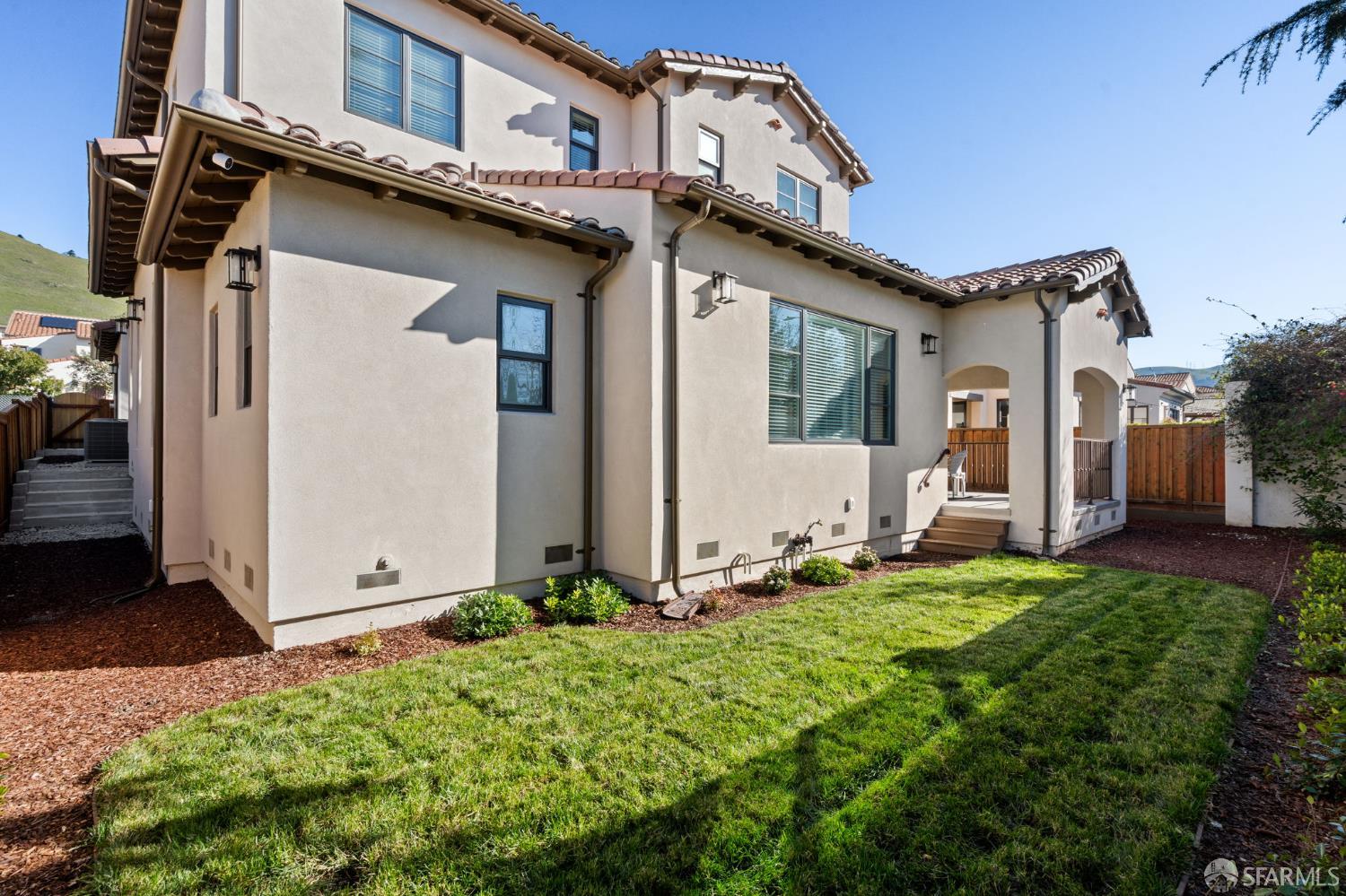 Detail Gallery Image 41 of 43 For 42119 Vinha Way, Fremont,  CA 94539 - 5 Beds | 5/1 Baths