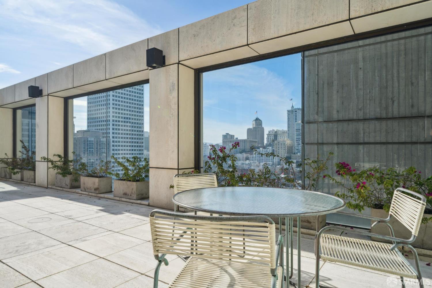 Detail Gallery Image 58 of 79 For 611 Washington St #2306,  San Francisco,  CA 94111 - 1 Beds | 1/1 Baths