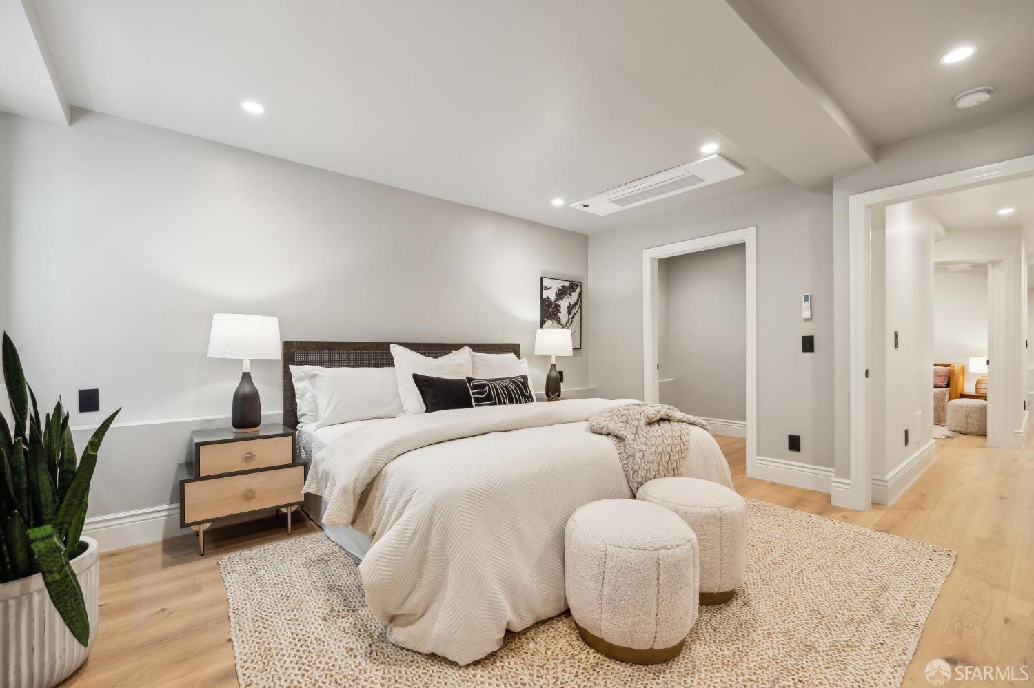 Detail Gallery Image 31 of 46 For 1029 Jackson St, San Francisco,  CA 94133 - – Beds | – Baths