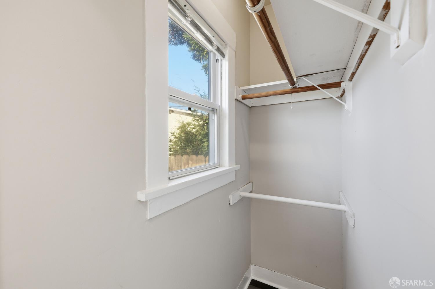 Detail Gallery Image 18 of 29 For 1504 10th St, Berkeley,  CA 94710 - – Beds | – Baths
