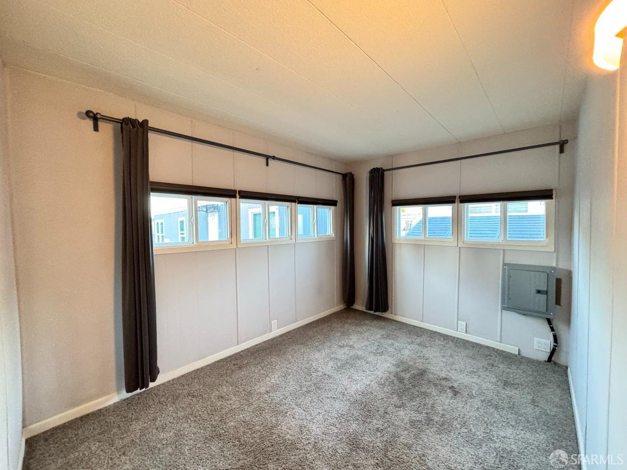 Detail Gallery Image 4 of 16 For 1700 El Camino Real 18-01, South San Francisco,  CA 94080 - 2 Beds | 1 Baths