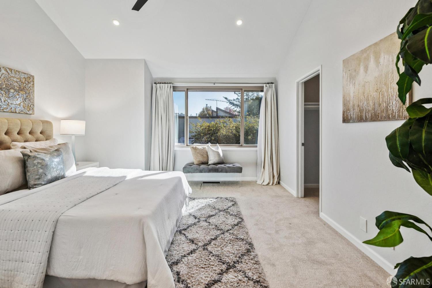 Detail Gallery Image 22 of 51 For 1152 Admiralty Ln, Alameda,  CA 94502 - 3 Beds | 1/1 Baths