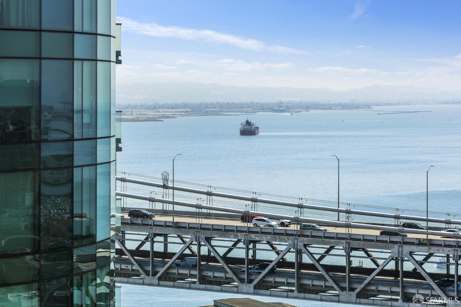 Detail Gallery Image 4 of 48 For 301 Main St 25e,  San Francisco,  CA 94105 - 2 Beds | 2 Baths