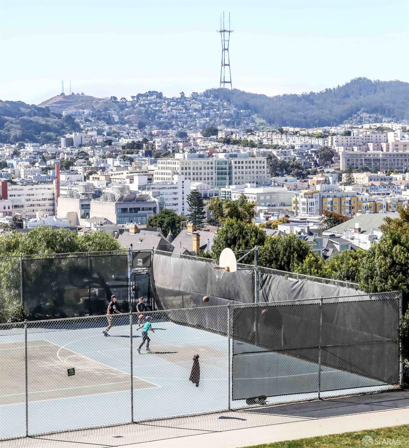 Detail Gallery Image 33 of 52 For 1869 California St #1,  San Francisco,  CA 94109 - 2 Beds | 2 Baths