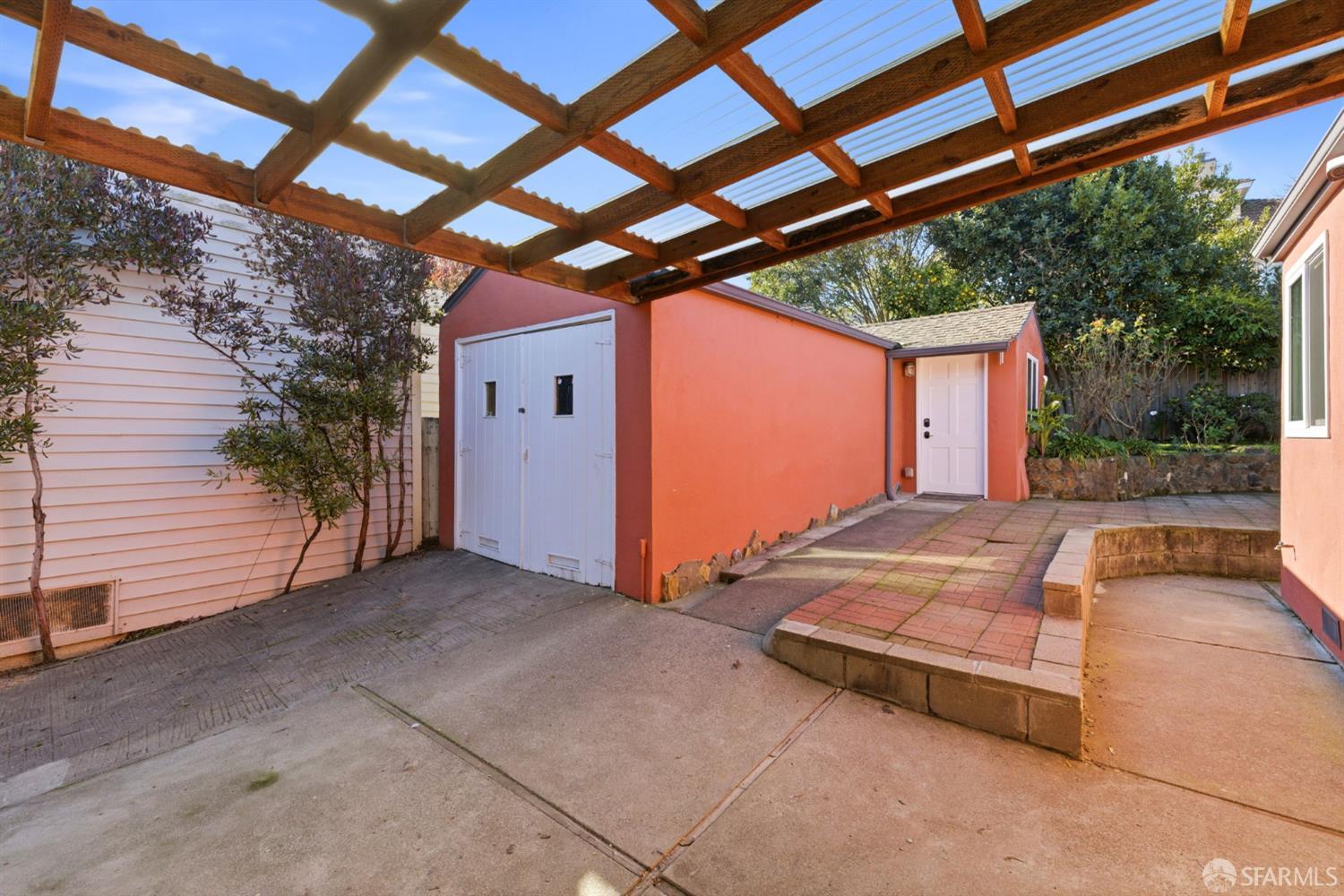 Detail Gallery Image 39 of 42 For 129 Poplar Ave, San Bruno,  CA 94066 - 3 Beds | 2 Baths