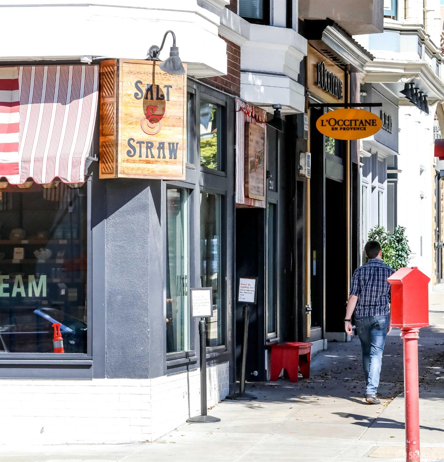 Detail Gallery Image 37 of 52 For 1869 California St #1,  San Francisco,  CA 94109 - 2 Beds | 2 Baths