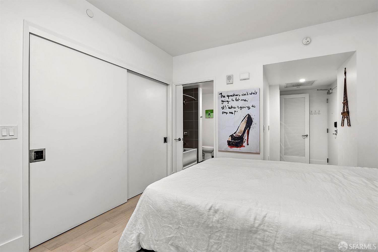 Photo #5: 426097396 Listing: Photo #5