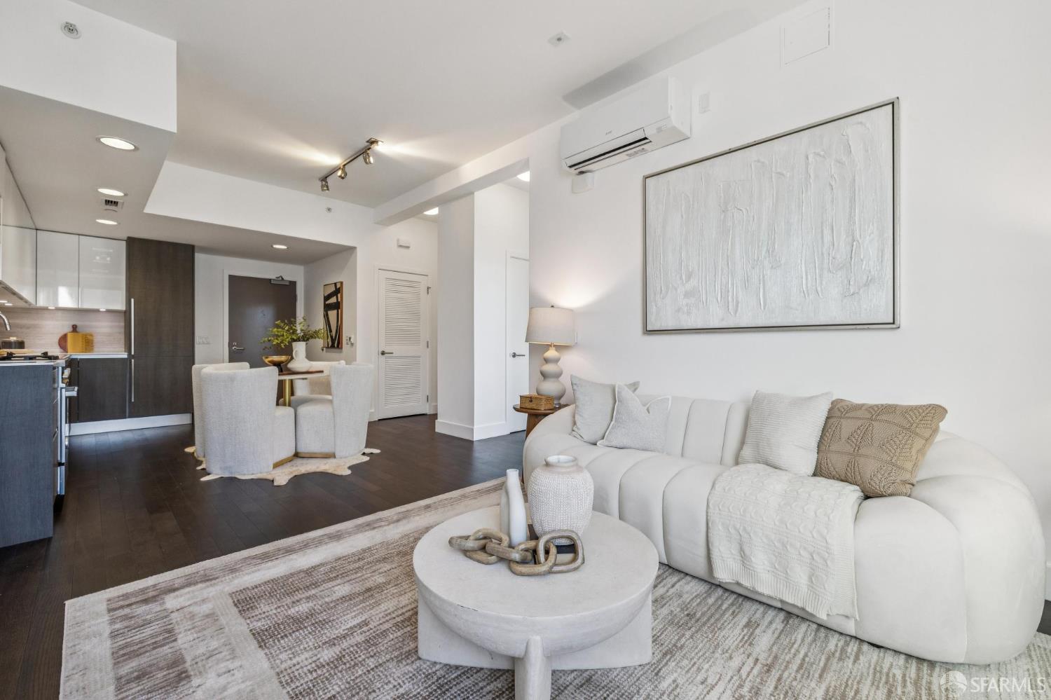 Detail Gallery Image 4 of 28 For 8 Buchanan St #803,  San Francisco,  CA 94102 - 1 Beds | 1 Baths