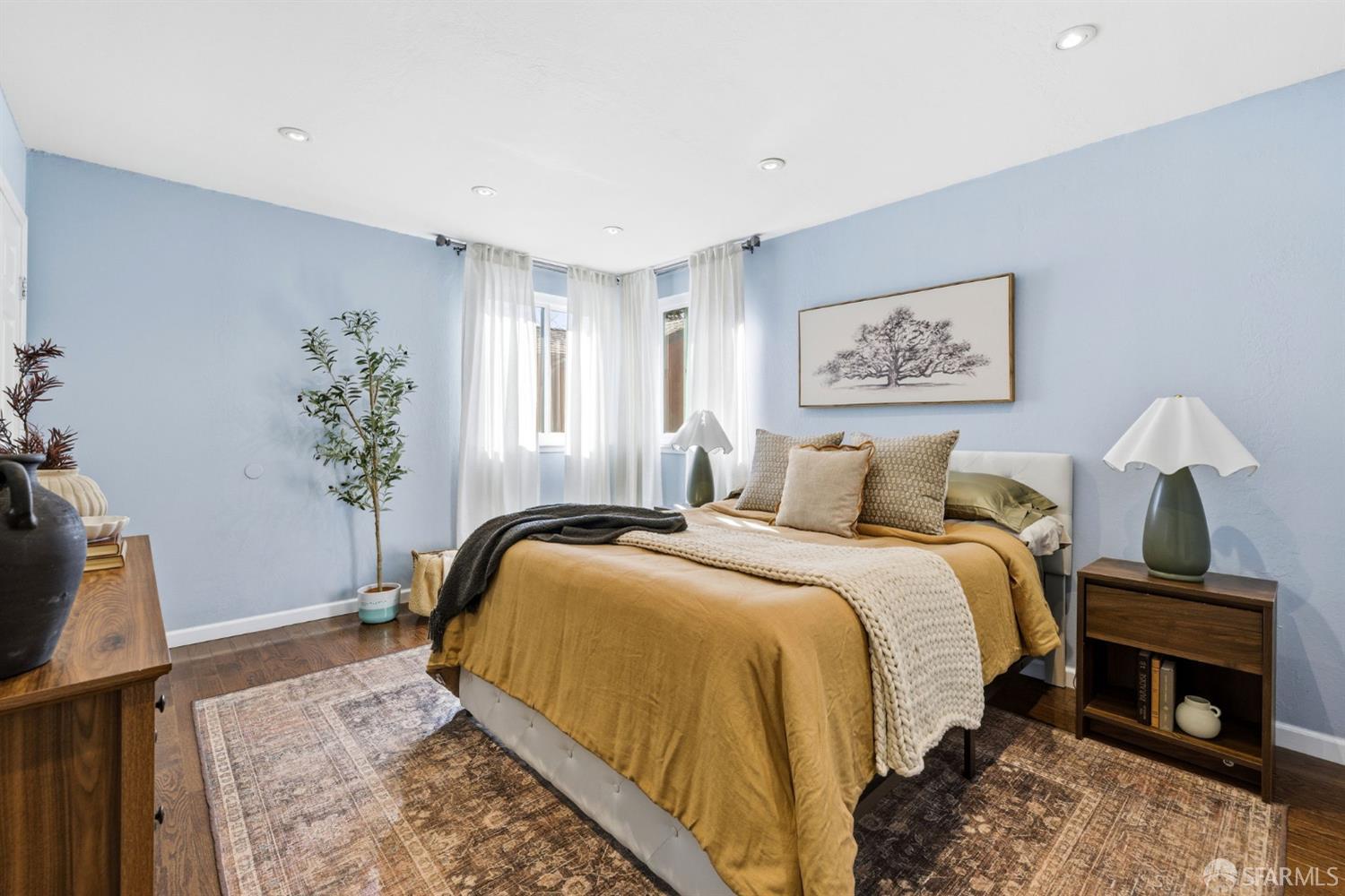 Detail Gallery Image 19 of 42 For 129 Poplar Ave, San Bruno,  CA 94066 - 3 Beds | 2 Baths