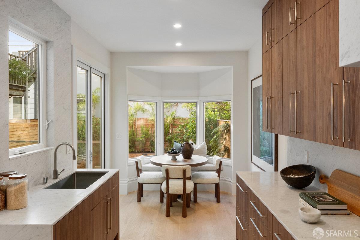 Detail Gallery Image 17 of 69 For 2988 Washington St, San Francisco,  CA 94115 - 2 Beds | 1/1 Baths