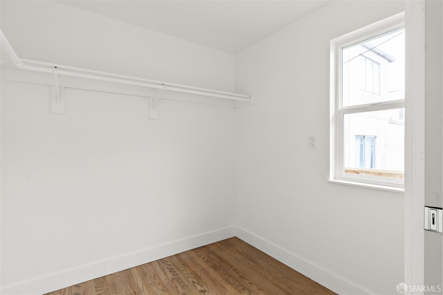 Detail Gallery Image 30 of 56 For 121 Beachview Ave, Pacifica,  CA 94044 - 4 Beds | 2/1 Baths