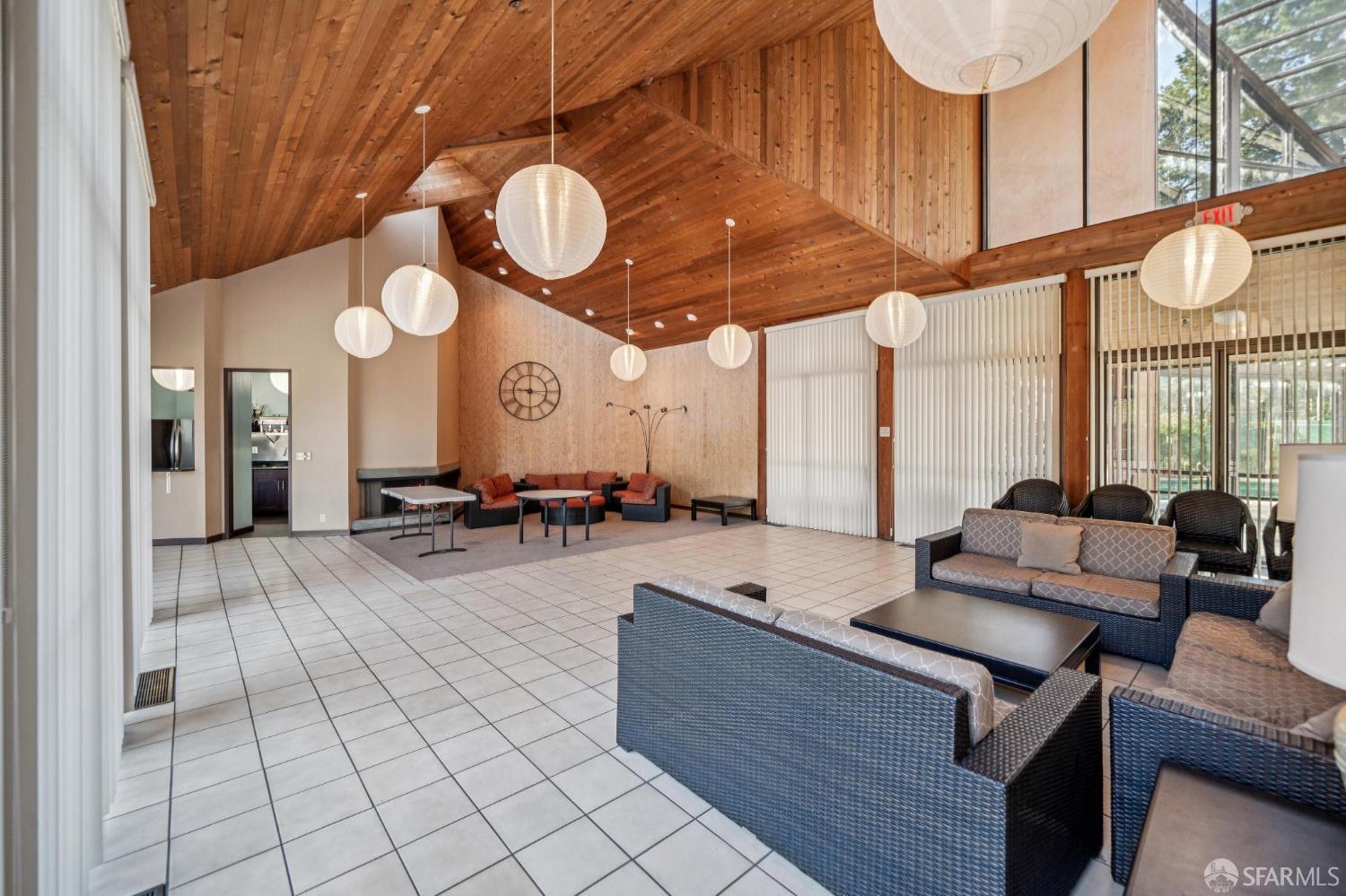 Detail Gallery Image 40 of 70 For 230 N Lake Merced Hls 4a,  San Francisco,  CA 94132 - 2 Beds | 2 Baths