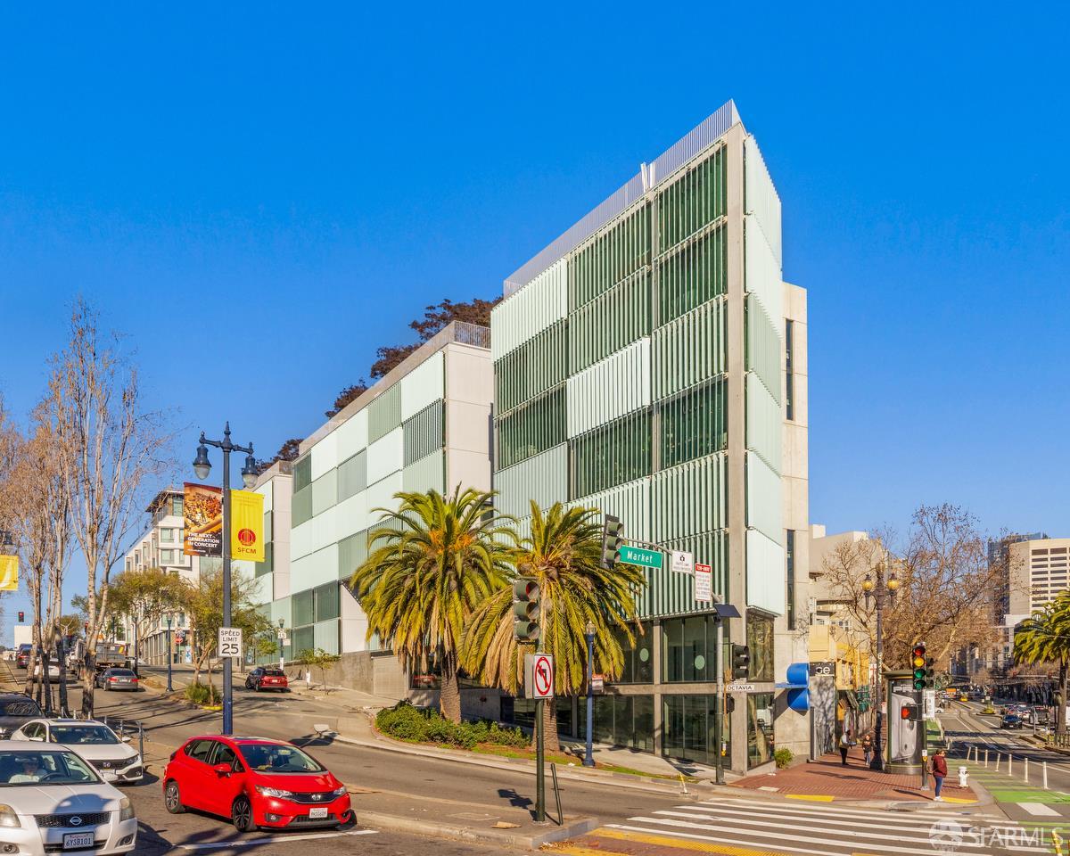8 Octavia Boulevard # 407