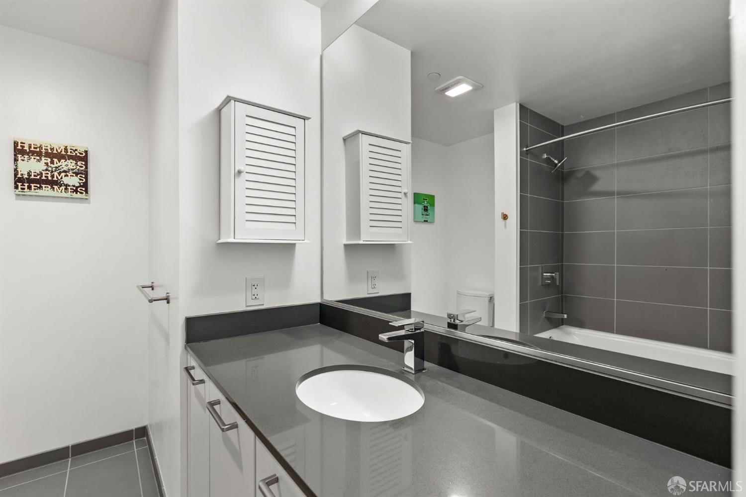 Photo #12: 426097396 Listing: Photo #12