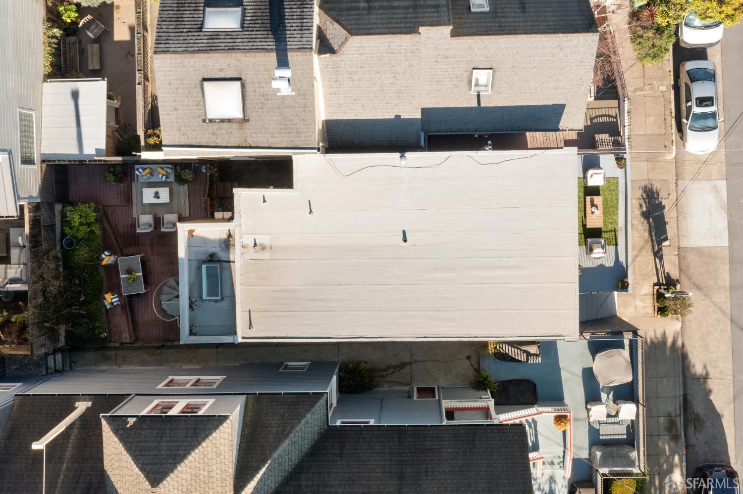 Detail Gallery Image 30 of 36 For 214 Eureka St, San Francisco,  CA 94114 - 2 Beds | 1 Baths