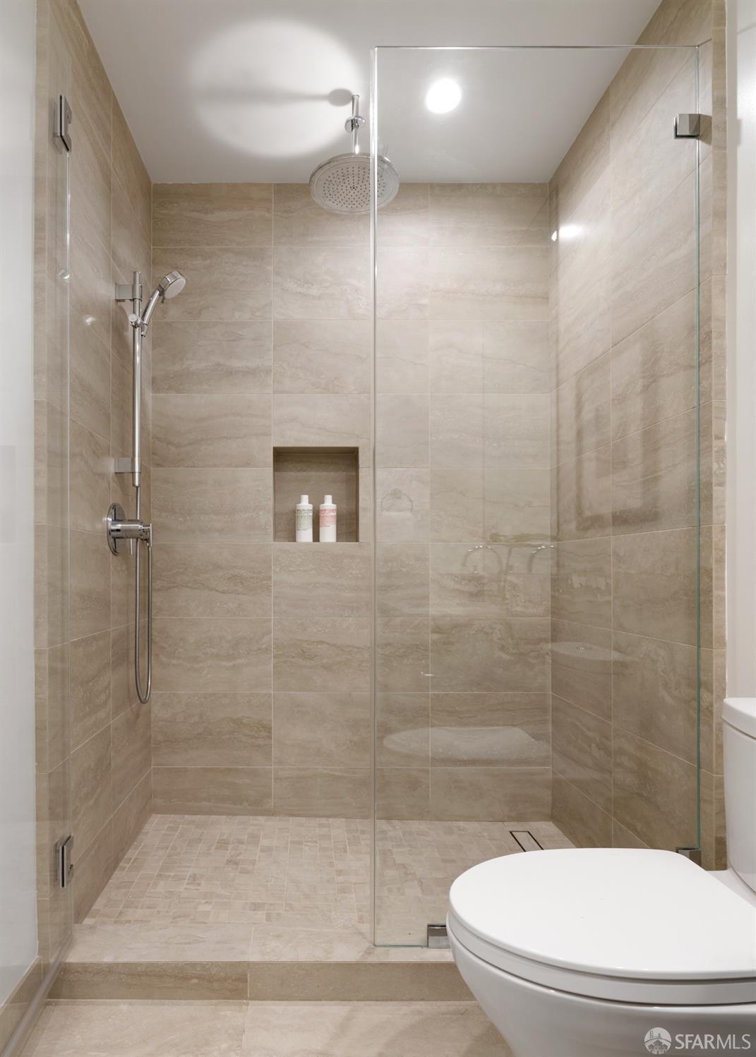 Detail Gallery Image 10 of 32 For 1012 Stanyan St, San Francisco,  CA 94117 - 3 Beds | 3 Baths