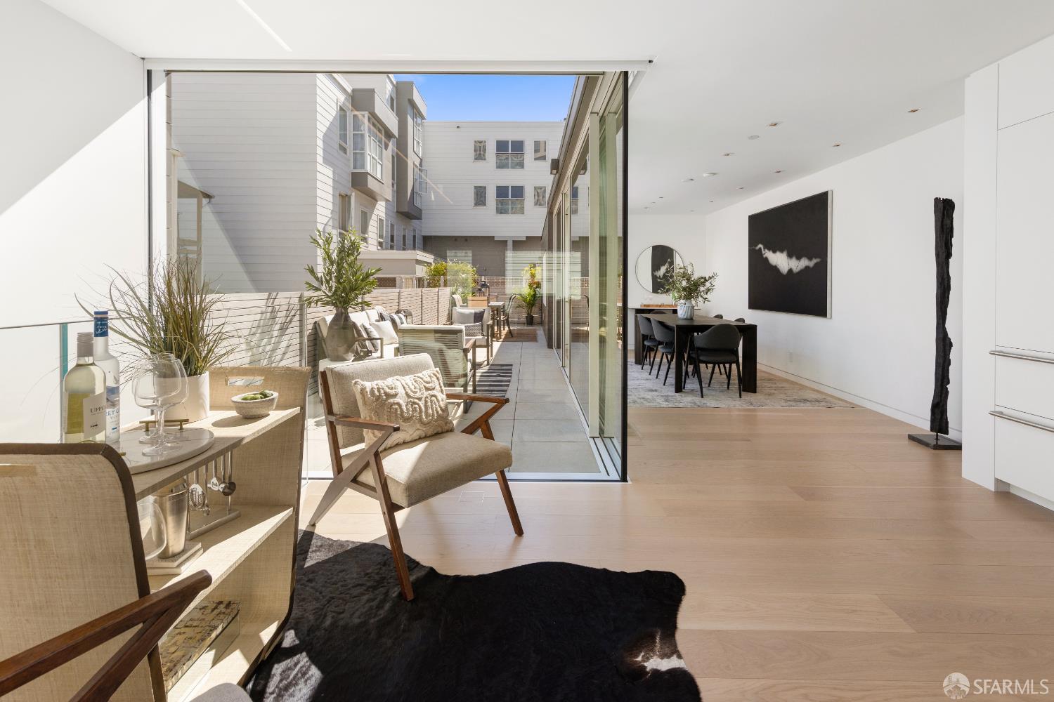 Detail Gallery Image 8 of 22 For 689 Minna St, San Francisco,  CA 94103 - 2 Beds | 1/1 Baths