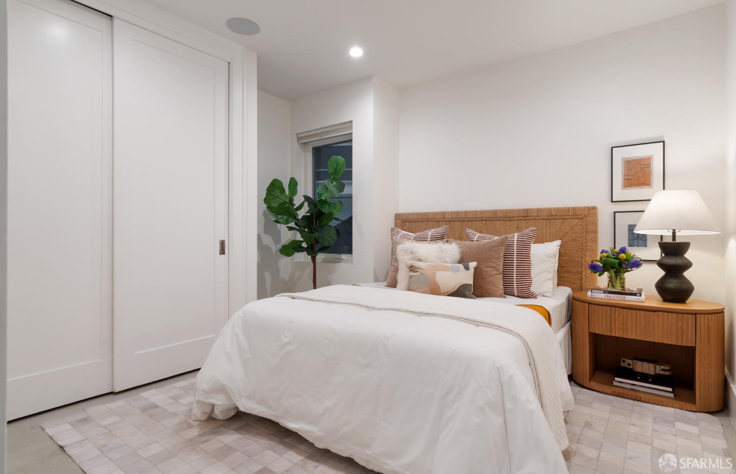 Detail Gallery Image 8 of 32 For 1012 Stanyan St, San Francisco,  CA 94117 - 3 Beds | 3 Baths