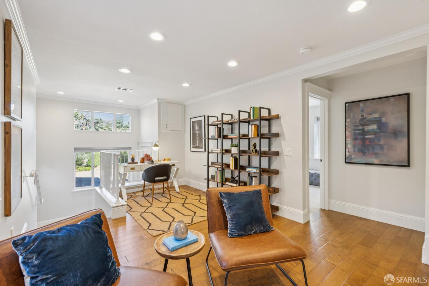 Detail Gallery Image 4 of 51 For 165 W Macarthur Blvd, Oakland,  CA 94611 - 3 Beds | 2/1 Baths