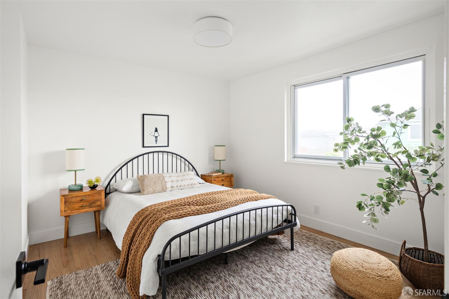 Detail Gallery Image 38 of 56 For 121 Beachview Ave, Pacifica,  CA 94044 - 4 Beds | 2/1 Baths