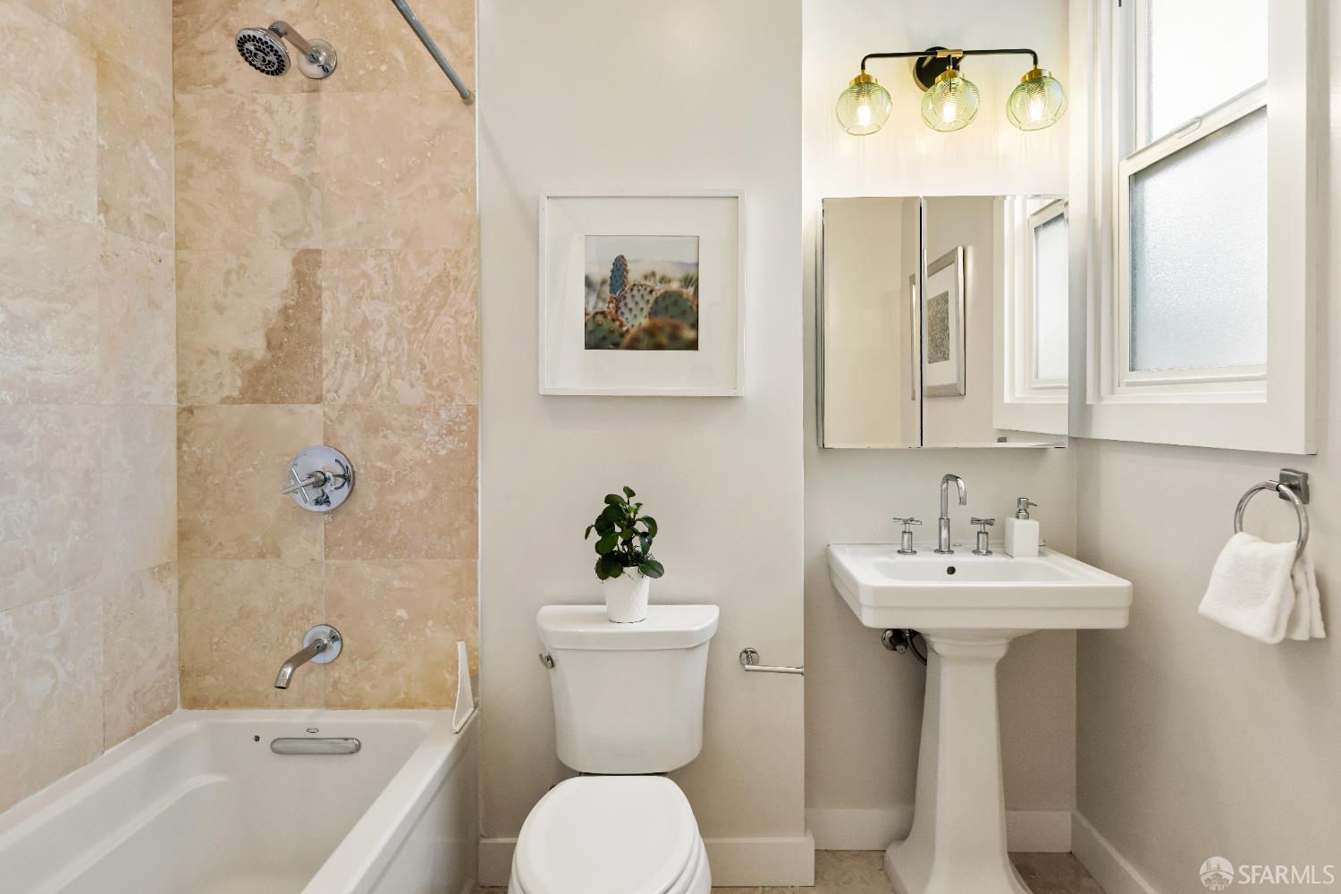 Detail Gallery Image 8 of 14 For 1485 Church St #4,  San Francisco,  CA 94131 - 1 Beds | 1 Baths