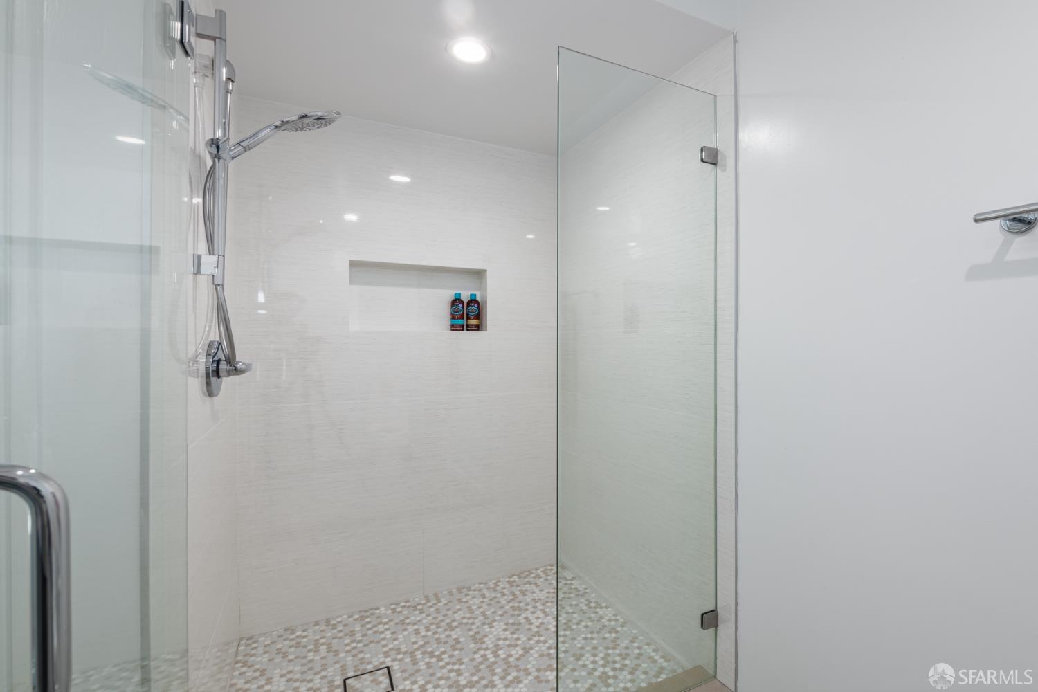 Detail Gallery Image 23 of 29 For 219 Brannan St 4g,  San Francisco,  CA 94107 - 3 Beds | 3 Baths