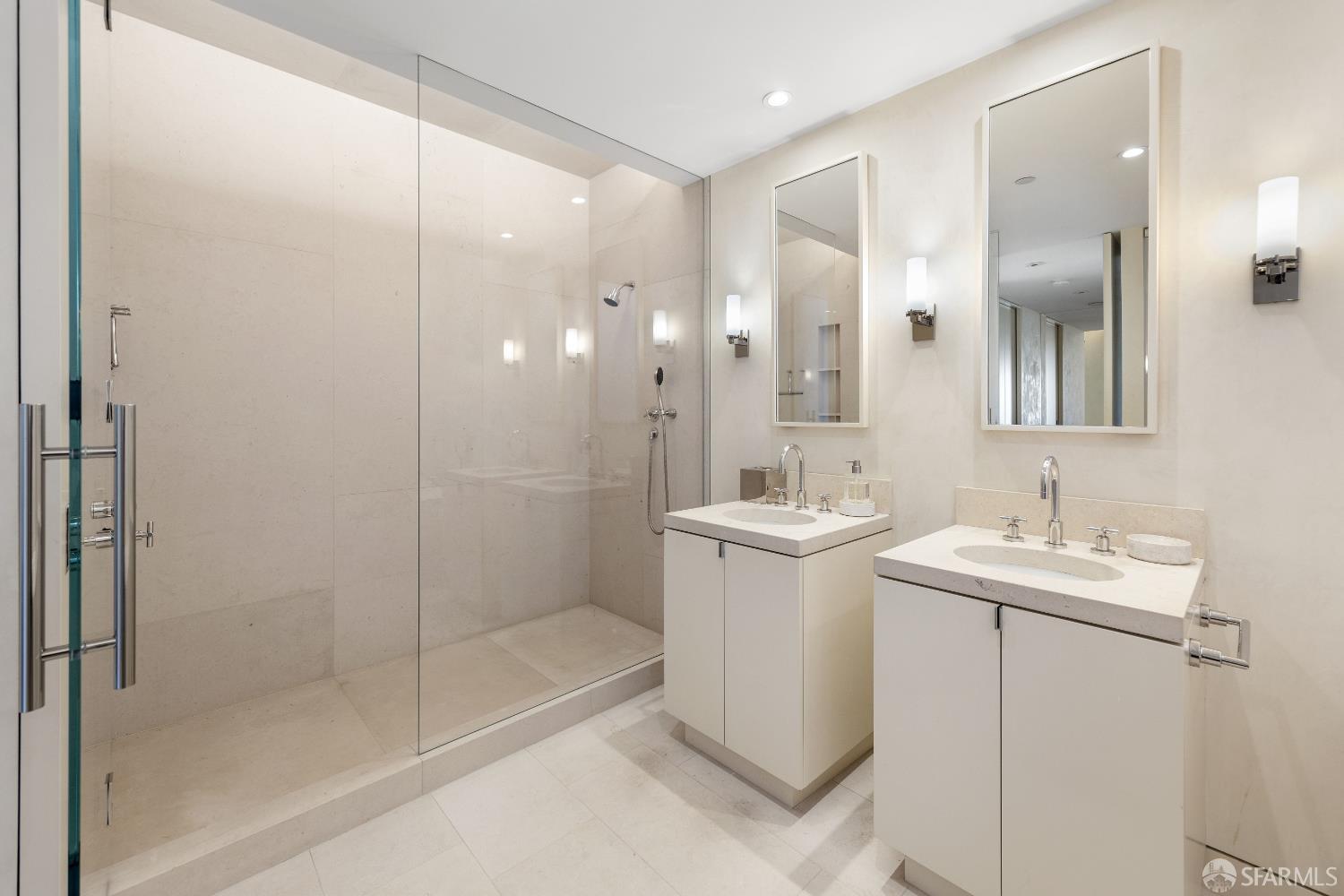 Detail Gallery Image 21 of 34 For 765 Market St 36cd,  San Francisco,  CA 94103 - 3 Beds | 3/1 Baths