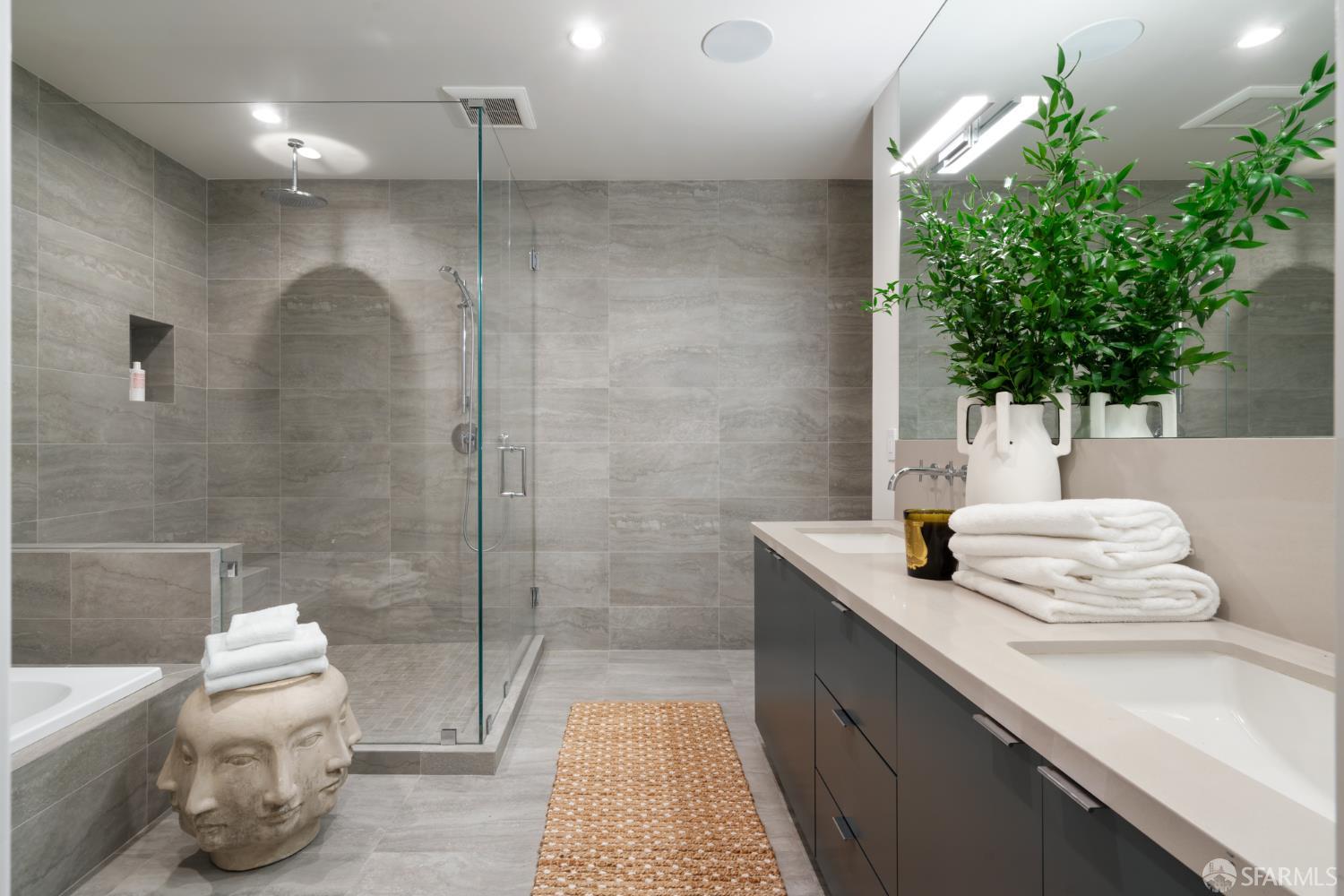 Detail Gallery Image 18 of 32 For 1012 Stanyan St, San Francisco,  CA 94117 - 3 Beds | 3 Baths