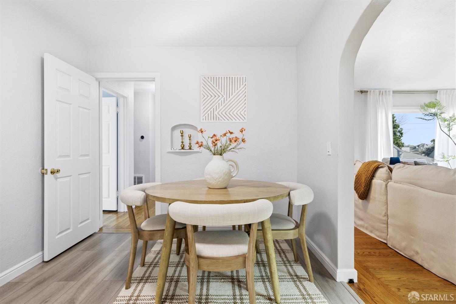 Detail Gallery Image 6 of 42 For 129 Poplar Ave, San Bruno,  CA 94066 - 3 Beds | 2 Baths