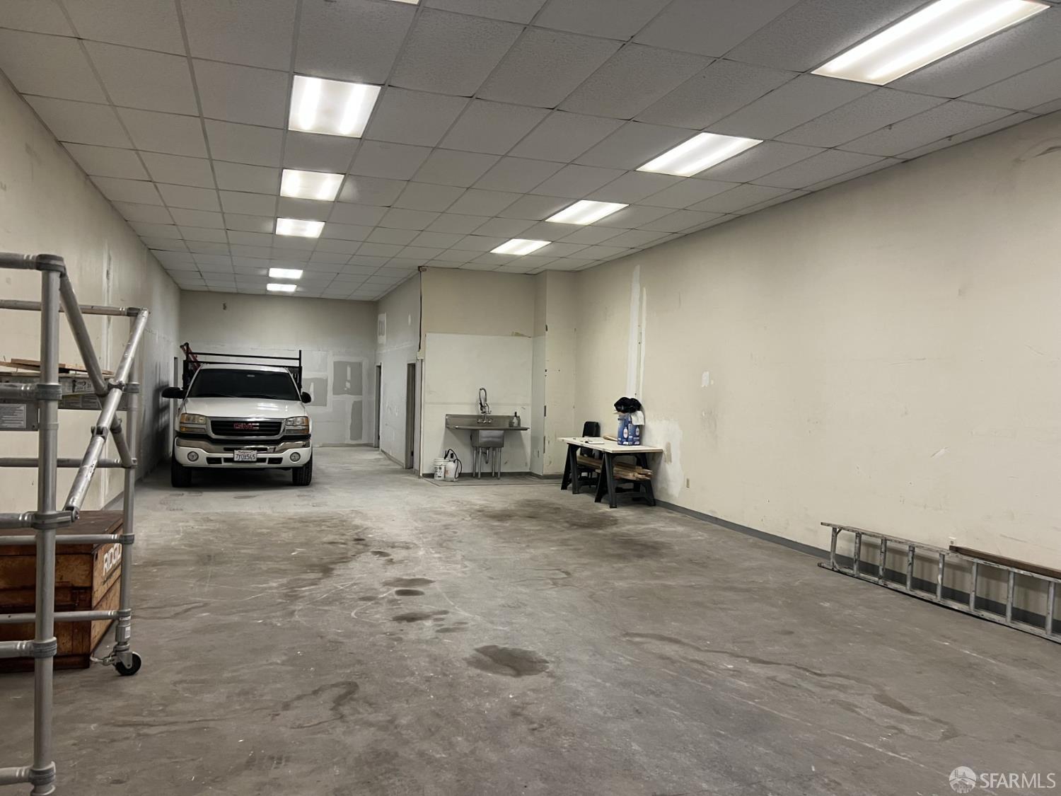 Detail Gallery Image 6 of 12 For 934 Larkin St, San Francisco,  CA 94109 - – Beds | – Baths