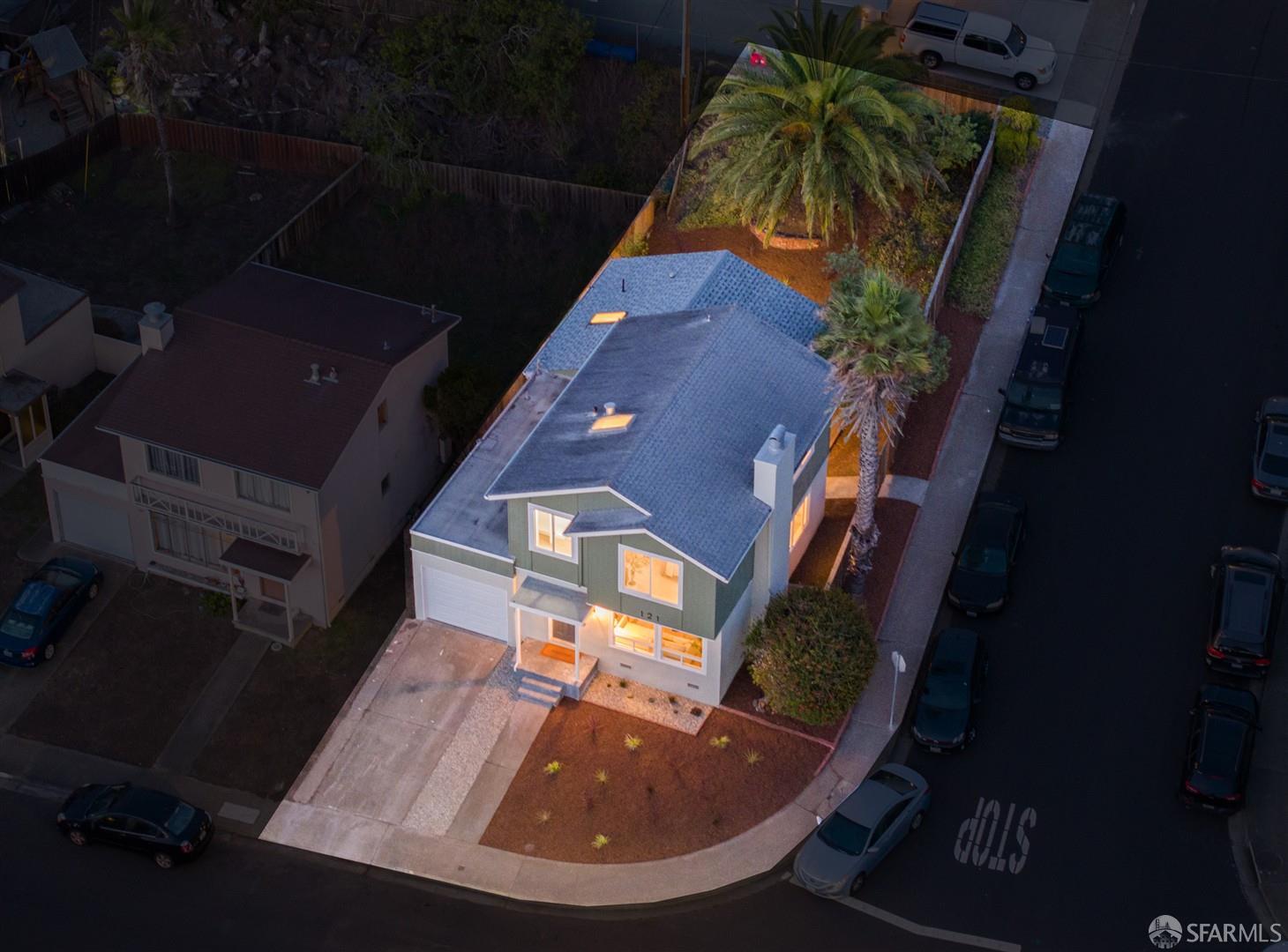 Detail Gallery Image 46 of 56 For 121 Beachview Ave, Pacifica,  CA 94044 - 4 Beds | 2/1 Baths