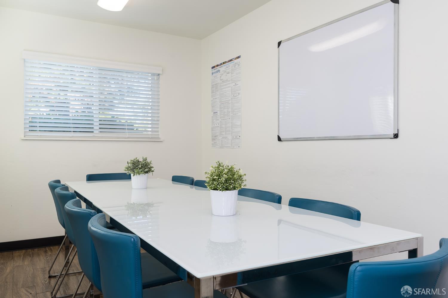 Detail Gallery Image 5 of 20 For 22283 Main St, Hayward,  CA 94541 - – Beds | – Baths