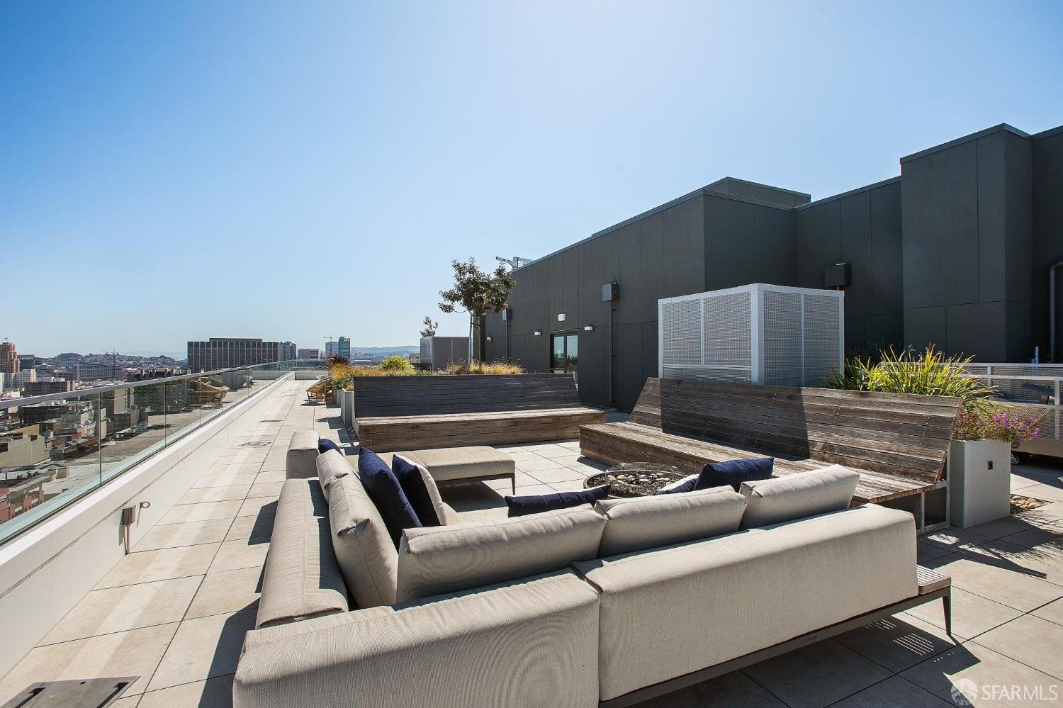 Photo #59: 426097090 Listing: Photo #59