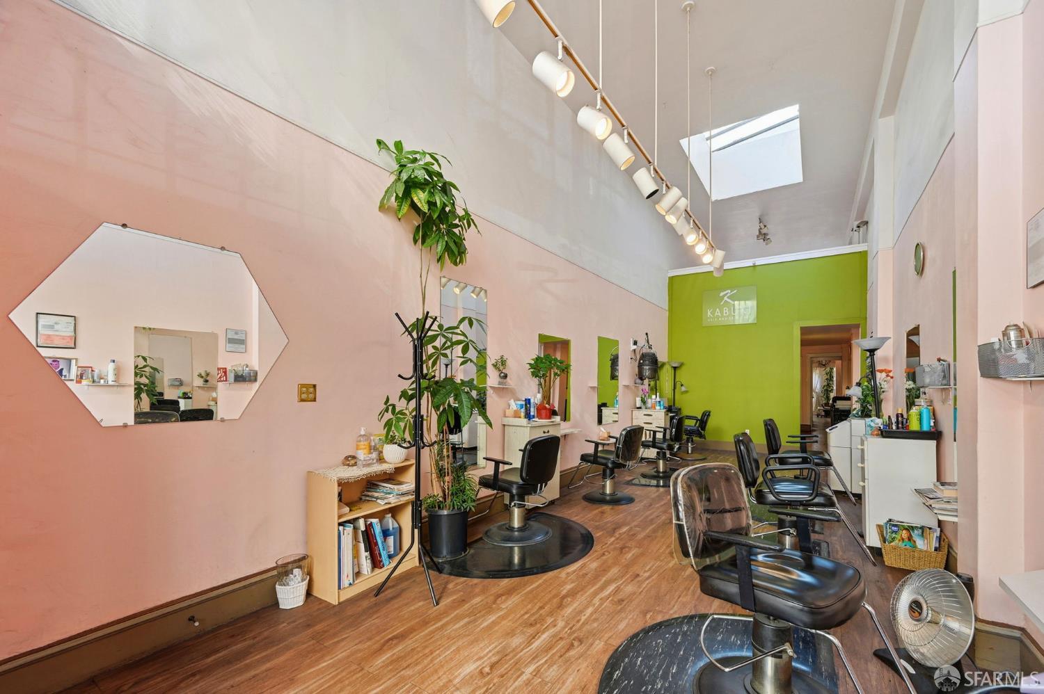 Detail Gallery Image 8 of 73 For 767 Bush St, San Francisco,  CA 94108 - – Beds | – Baths