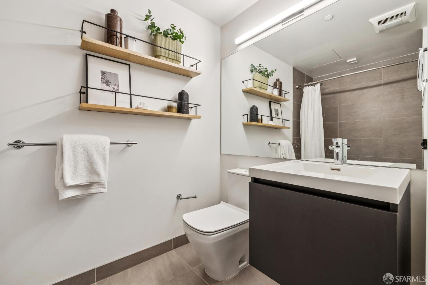 Photo #44: 426097090 Listing: Photo #44