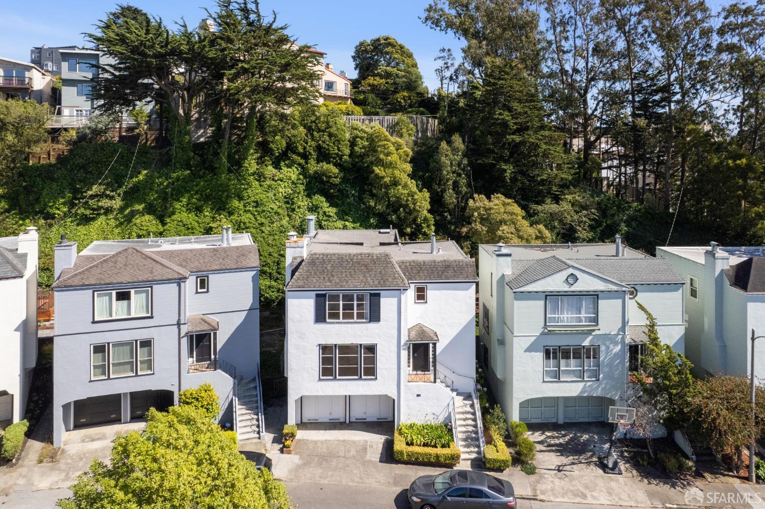 Detail Gallery Image 2 of 51 For 75 San Jacinto Way, San Francisco,  CA 94127 - 4 Beds | 3/1 Baths