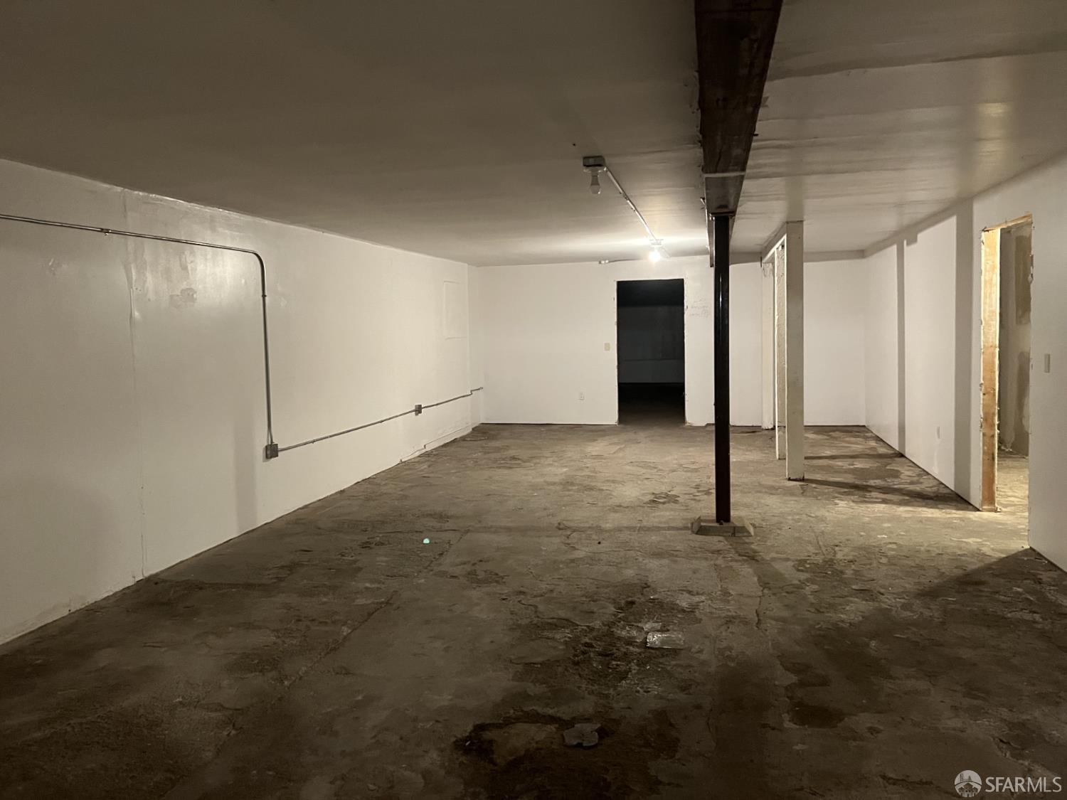 Detail Gallery Image 10 of 12 For 934 Larkin St, San Francisco,  CA 94109 - – Beds | – Baths