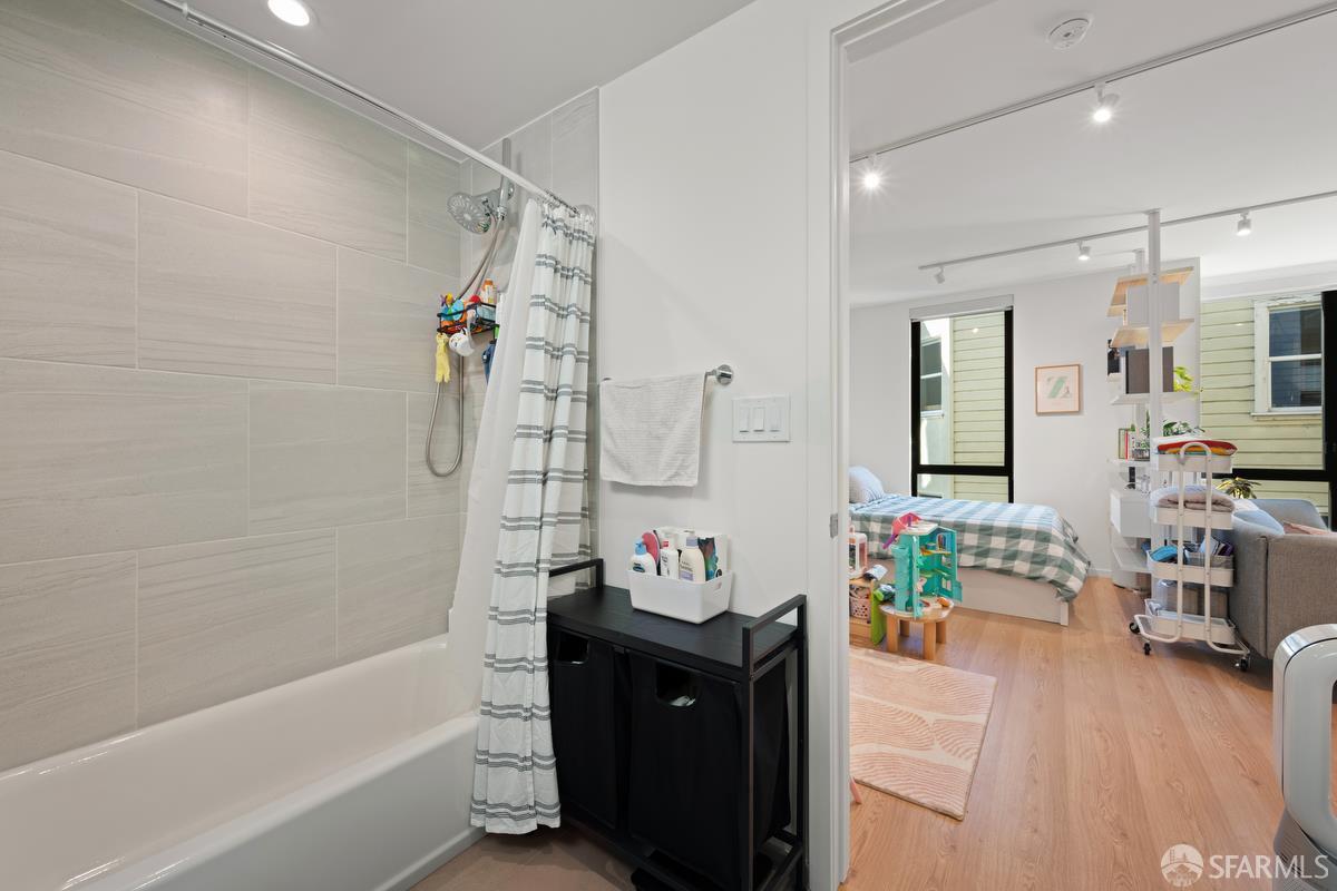 Detail Gallery Image 12 of 16 For 100 Duboce Ave #306,  San Francisco,  CA 94103 - 0 Beds | 1 Baths