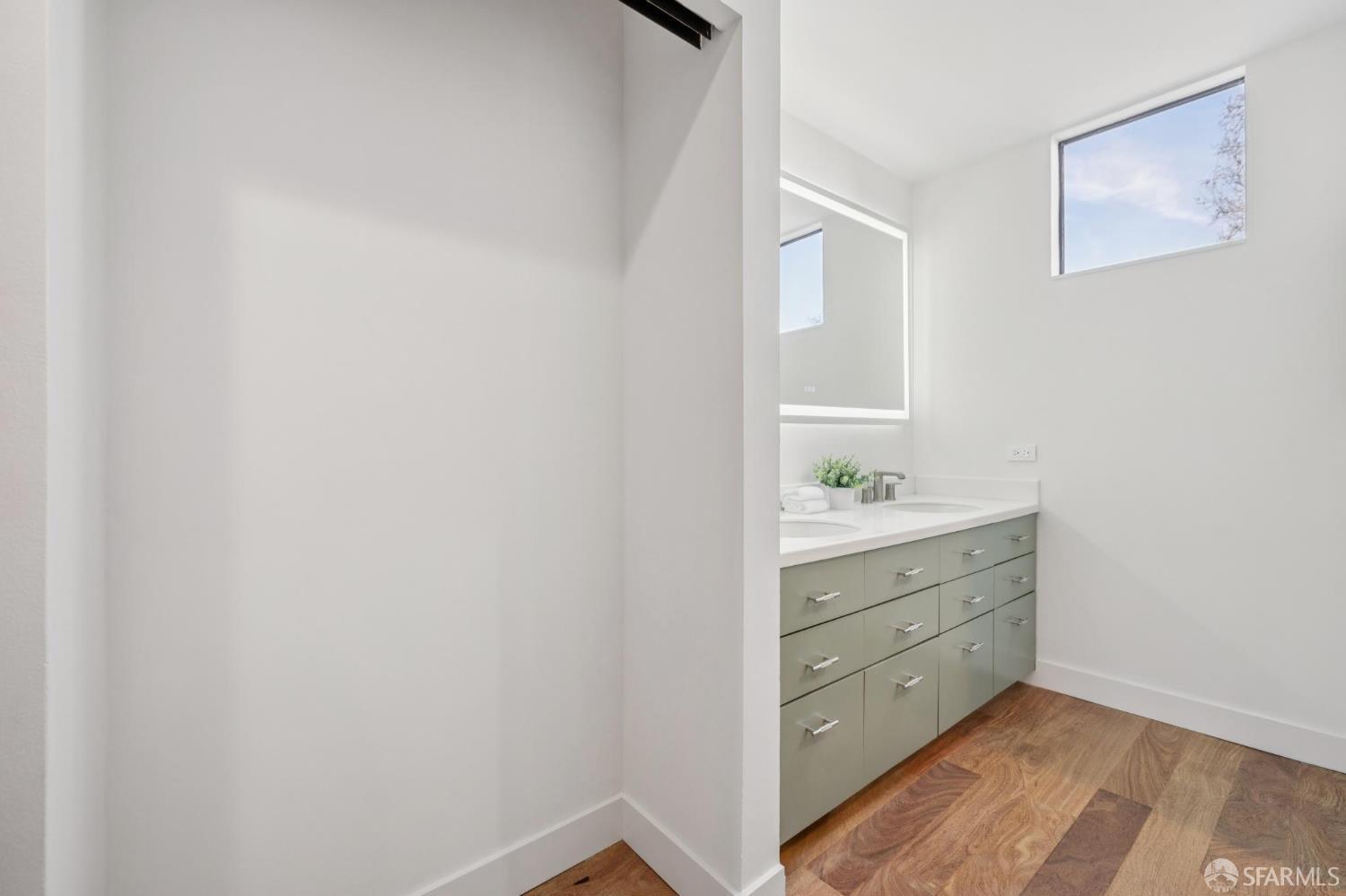 Detail Gallery Image 27 of 55 For 640 Davis St #24,  San Francisco,  CA 94111 - 2 Beds | 2 Baths