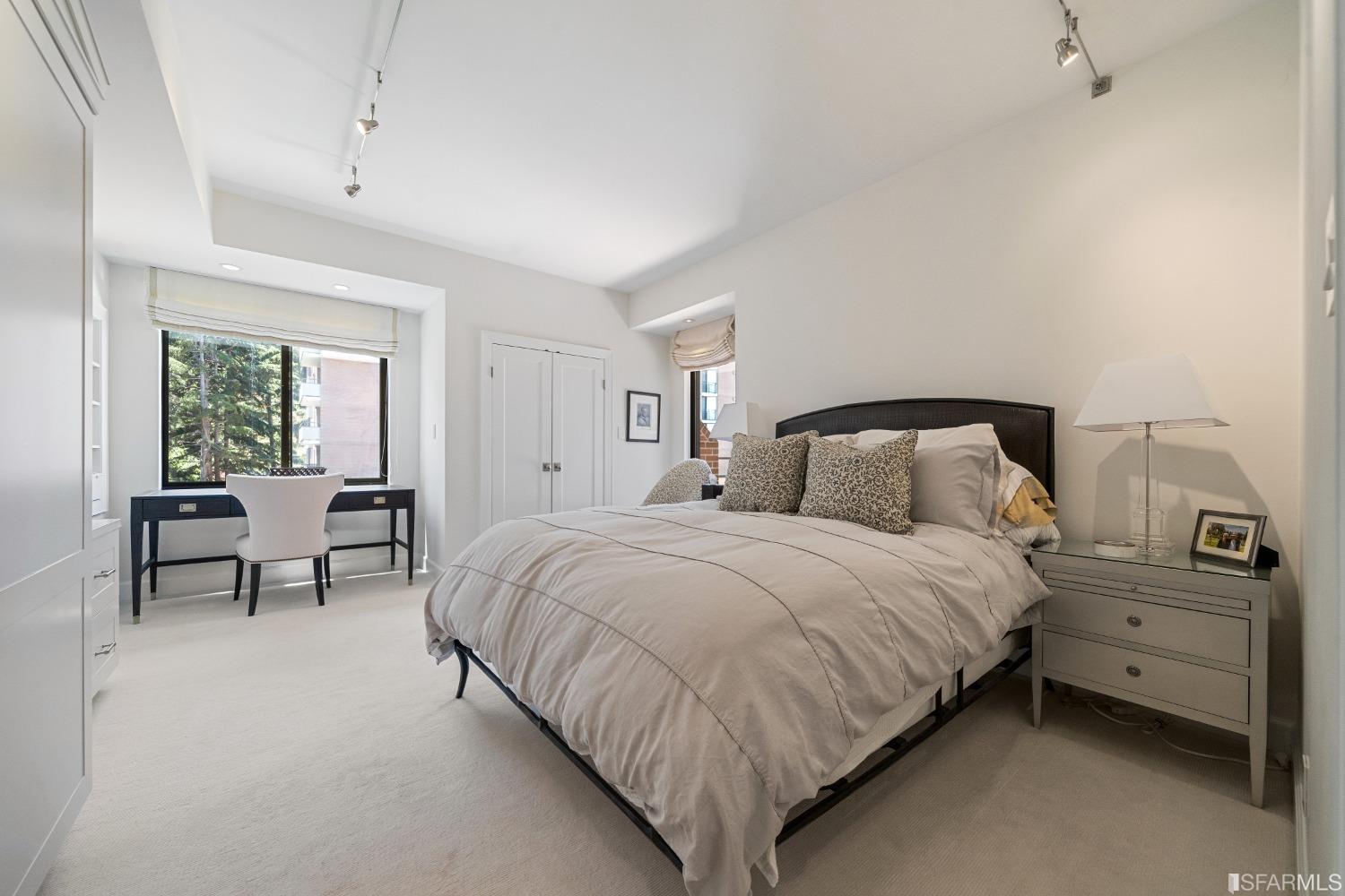 Detail Gallery Image 6 of 30 For 101 Lombard St 416e,  San Francisco,  CA 94111 - 1 Beds | 1 Baths