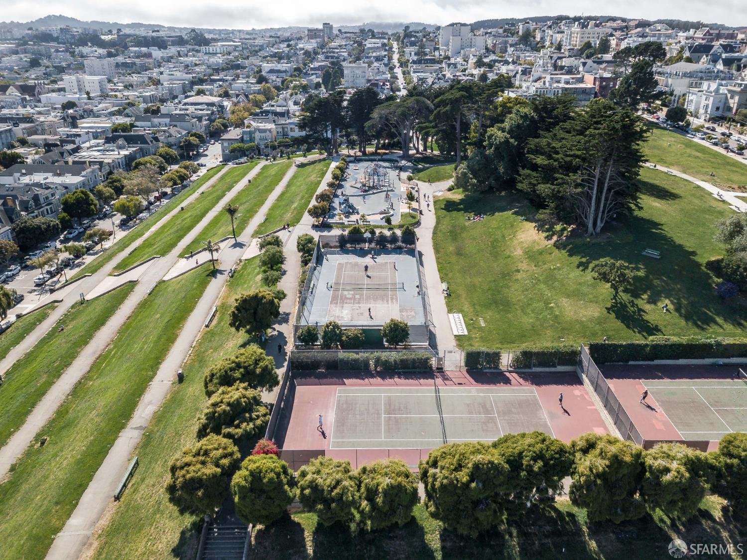 Detail Gallery Image 32 of 52 For 1869 California St #1,  San Francisco,  CA 94109 - 2 Beds | 2 Baths